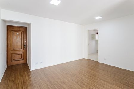 Apartamento à venda com 87m², 2 quartos e 1 vaga Apartamento à venda com 87m², 2 quartos e 1 vagaSala