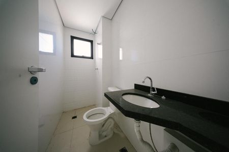 Apartamento à venda com 47m², 2 quartos e sem vaga Apartamento à venda com 47m², 2 quartos e sem vagaBanheiro