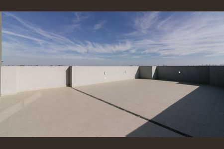 Casa para alugar com 47m², 2 quartos e sem vagaÁrea comum - Salão de festas