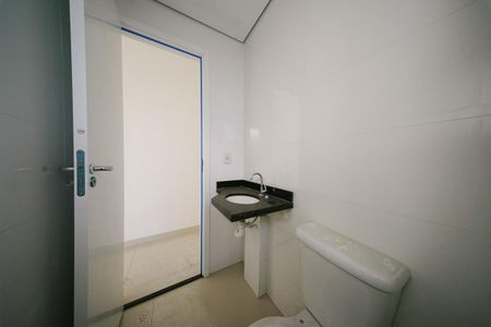Casa para alugar com 47m², 2 quartos e sem vagaBanheiro