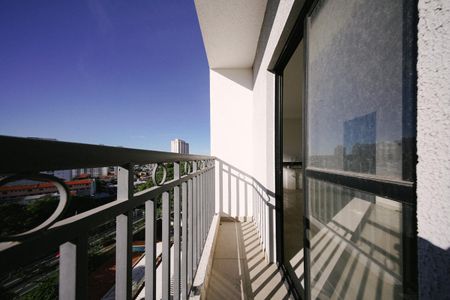 Sacada da Sala de casa para alugar com 2 quartos, 47m² em Vila Nhocuné, São Paulo