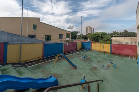 Apartamento para alugar com 47m², 2 quartos e sem vagaÁrea comum - Playground