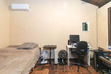 Casa à venda com 200m², 2 quartos e 2 vagas Casa à venda com 200m², 2 quartos e 2 vagasQuarto 2