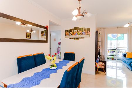 Apartamento à venda com 83m², 3 quartos e 1 vagaSala