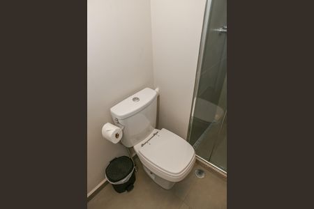 Studio para alugar com 42m², 1 quarto e 1 vaga Studio para alugar com 42m², 1 quarto e 1 vagaBanheiro