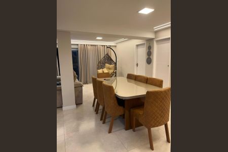 Sala de casa para alugar com 3 quartos, 200m² em Inhoaíba, Rio de Janeiro