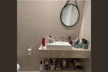 Casa para alugar com 200m², 3 quartos e 2 vagas Casa para alugar com 200m², 3 quartos e 2 vagasBanheiro