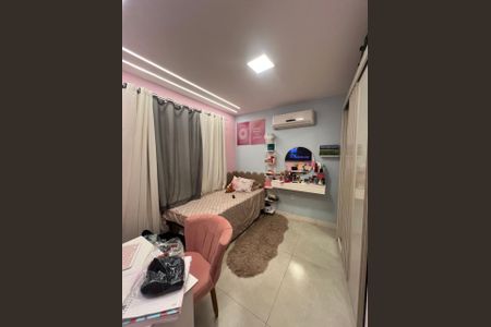 Quarto de casa para alugar com 3 quartos, 200m² em Inhoaíba, Rio de Janeiro