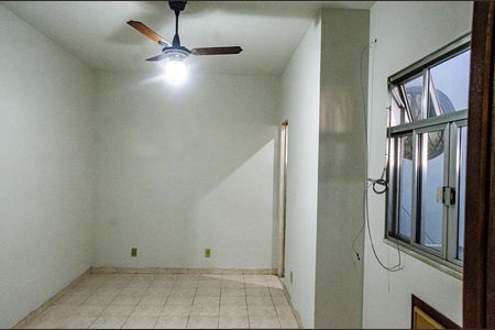 Casa para alugar com 1 quarto, 65m² em Campo Grande, Rio de Janeiro