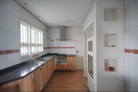 Casa para alugar com 120m², 3 quartos e 2 vagasCozinha