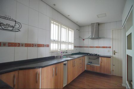 Casa para alugar com 120m², 3 quartos e 2 vagasCozinha