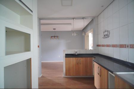 Casa para alugar com 120m², 3 quartos e 2 vagasCozinha