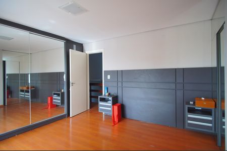 Casa para alugar com 120m², 3 quartos e 2 vagasSuíte