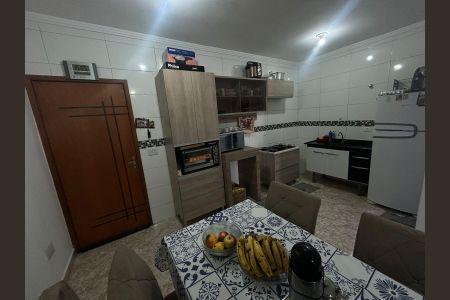 Cozinha de apartamento à venda com 2 quartos, 42m² em Vila Luzita, Santo André