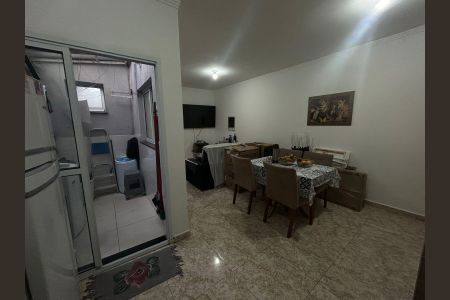 Sala de apartamento à venda com 2 quartos, 42m² em Vila Luzita, Santo André