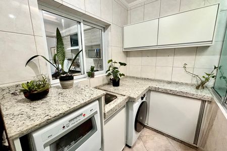 Casa à venda com 180m², 4 quartos e 4 vagas Casa à venda com 180m², 4 quartos e 4 vagasÁrea de Serviço