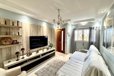 Casa à venda com 180m², 4 quartos e 4 vagas Casa à venda com 180m², 4 quartos e 4 vagasSala