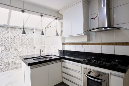 Apartamento para alugar com 169m², 3 quartos e 3 vagasCozinha e Área de Serviço