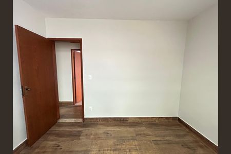 Apartamento para alugar com 80m², 3 quartos e 2 vagas