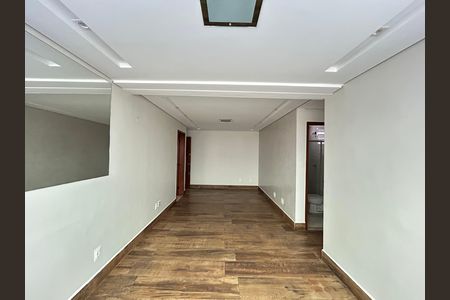 Apartamento para alugar com 80m², 3 quartos e 2 vagas