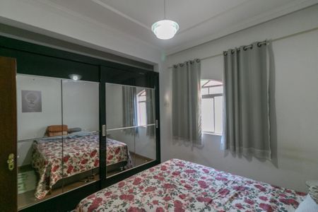 Casa para alugar com 360m², 3 quartos e 2 vagas