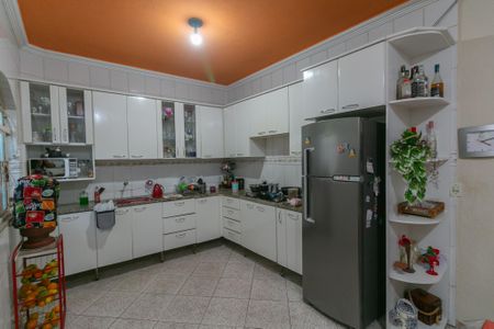 Casa para alugar com 360m², 3 quartos e 2 vagas