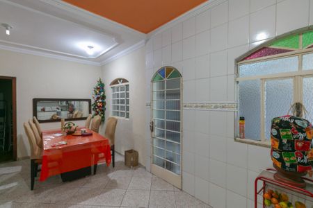 Casa para alugar com 360m², 3 quartos e 2 vagas
