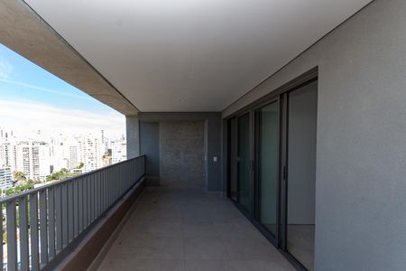 Apartamento à venda com 78m², 2 quartos e 1 vaga Apartamento à venda com 78m², 2 quartos e 1 vagaVaranda