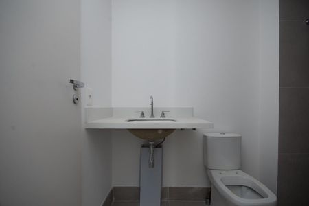 Apartamento à venda com 78m², 2 quartos e 1 vaga Apartamento à venda com 78m², 2 quartos e 1 vagaBanheiro Social