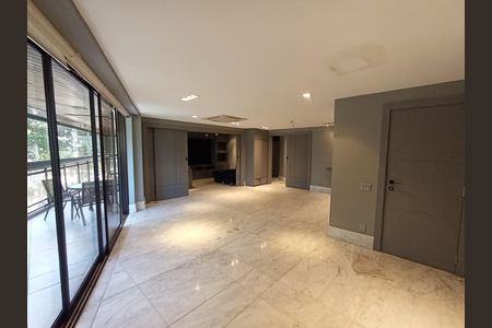 Apartamento para alugar com 160m², 2 quartos e 2 vagas Apartamento para alugar com 160m², 2 quartos e 2 vagasSala