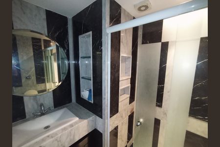 Apartamento para alugar com 160m², 2 quartos e 2 vagas Apartamento para alugar com 160m², 2 quartos e 2 vagasBanheiro