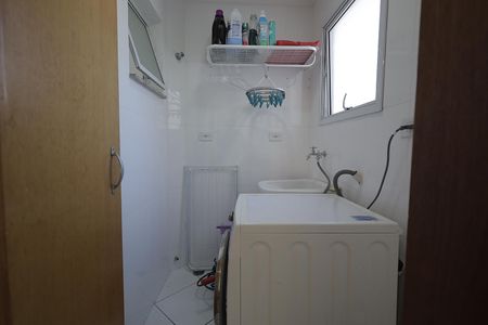 Apartamento à venda com 130m², 2 quartos e 2 vagas Apartamento à venda com 130m², 2 quartos e 2 vagasÁrea de Serviço