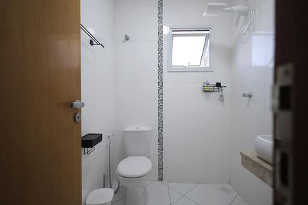 Apartamento à venda com 130m², 2 quartos e 2 vagas Apartamento à venda com 130m², 2 quartos e 2 vagasBanheiro