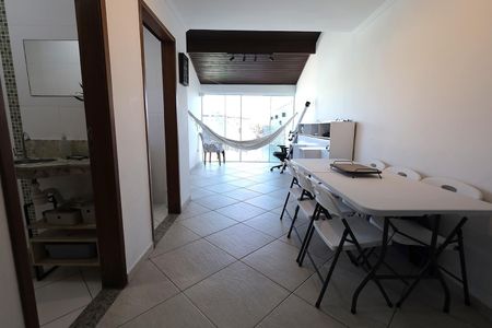 Apartamento à venda com 130m², 2 quartos e 2 vagas Apartamento à venda com 130m², 2 quartos e 2 vagasCobertura