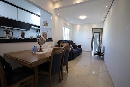 Apartamento à venda com 130m², 2 quartos e 2 vagas Apartamento à venda com 130m², 2 quartos e 2 vagasSala