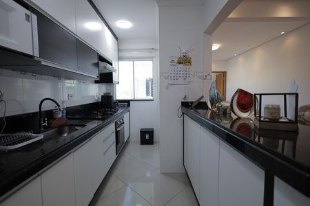 Apartamento à venda com 130m², 2 quartos e 2 vagas Apartamento à venda com 130m², 2 quartos e 2 vagasCozinha