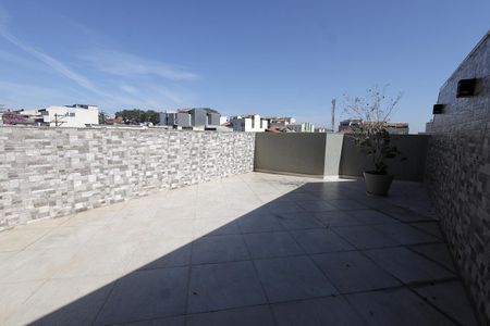 Apartamento à venda com 130m², 2 quartos e 2 vagas Apartamento à venda com 130m², 2 quartos e 2 vagasCobertura