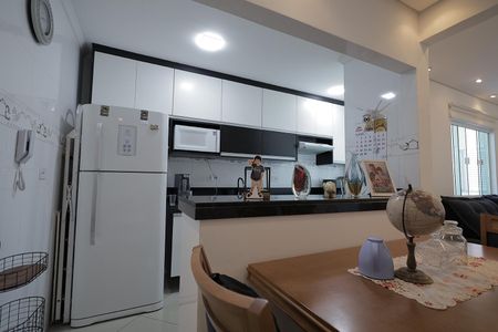 Apartamento à venda com 130m², 2 quartos e 2 vagas Apartamento à venda com 130m², 2 quartos e 2 vagasCozinha