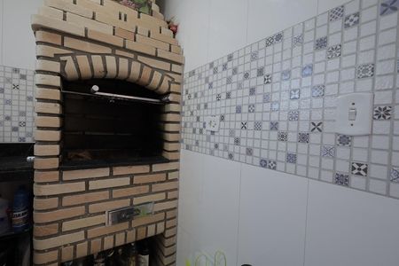 Apartamento à venda com 130m², 2 quartos e 2 vagas Apartamento à venda com 130m², 2 quartos e 2 vagasChurrasqueira