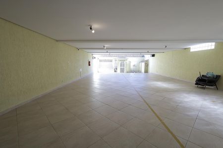 Apartamento à venda com 130m², 2 quartos e 2 vagas Apartamento à venda com 130m², 2 quartos e 2 vagasGaragem