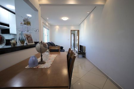 Apartamento à venda com 130m², 2 quartos e 2 vagas Apartamento à venda com 130m², 2 quartos e 2 vagasSala