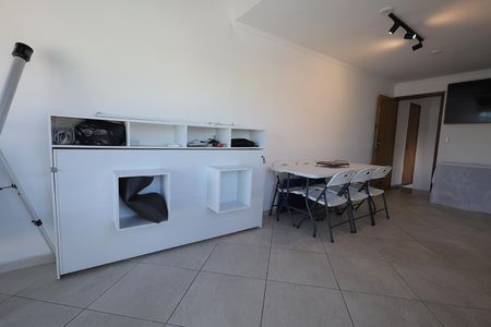 Apartamento à venda com 130m², 2 quartos e 2 vagas Apartamento à venda com 130m², 2 quartos e 2 vagasCobertura