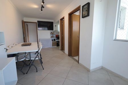 Apartamento à venda com 130m², 2 quartos e 2 vagas Apartamento à venda com 130m², 2 quartos e 2 vagasCobertura