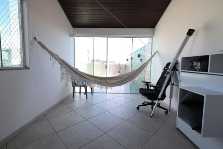 Apartamento à venda com 130m², 2 quartos e 2 vagas Apartamento à venda com 130m², 2 quartos e 2 vagasCobertura