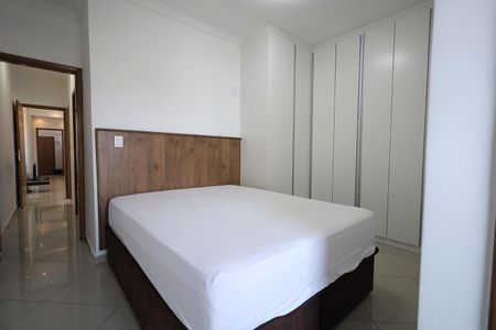 Apartamento à venda com 130m², 2 quartos e 2 vagas Apartamento à venda com 130m², 2 quartos e 2 vagasQuarto Suíte