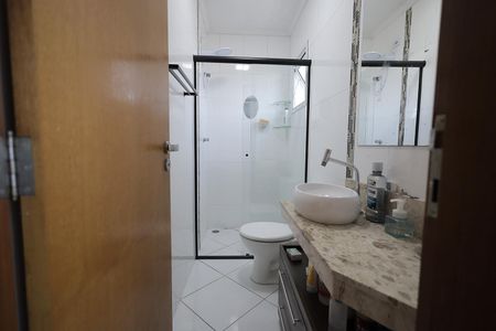 Apartamento à venda com 130m², 2 quartos e 2 vagas Apartamento à venda com 130m², 2 quartos e 2 vagasBanheiro Suíte