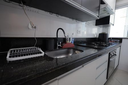 Apartamento à venda com 130m², 2 quartos e 2 vagas Apartamento à venda com 130m², 2 quartos e 2 vagasCozinha