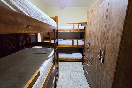 Casa para alugar com 151m², 3 quartos e 4 vagas Casa para alugar com 151m², 3 quartos e 4 vagasQuarto 2