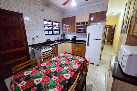 Casa para alugar com 151m², 3 quartos e 4 vagas Casa para alugar com 151m², 3 quartos e 4 vagasCozinha