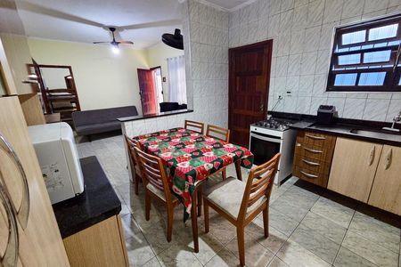 Cozinha de casa para alugar com 3 quartos, 151m² em Maracanã, Praia Grande
